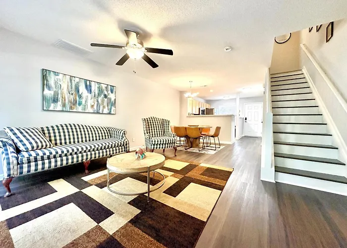 Urban Nova Stay - Perfectly Located Greensboro