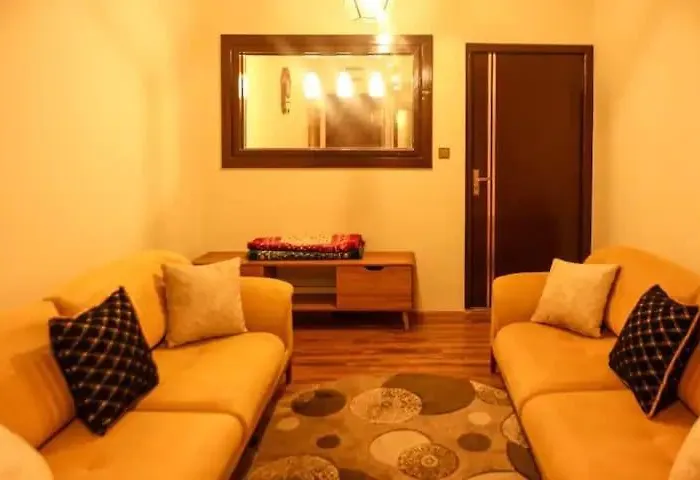 Luxurious Apartment Shahre Now