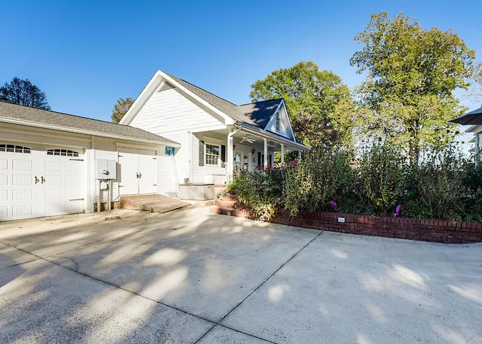 Heart Of Historic Chickamauga! Chic Studio W/ Pool