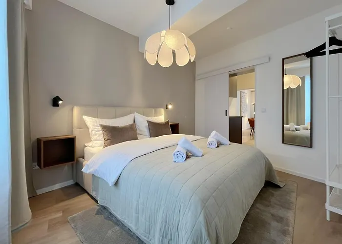 Seestadt Apartment I Sauna I Parkplatz I Zentral