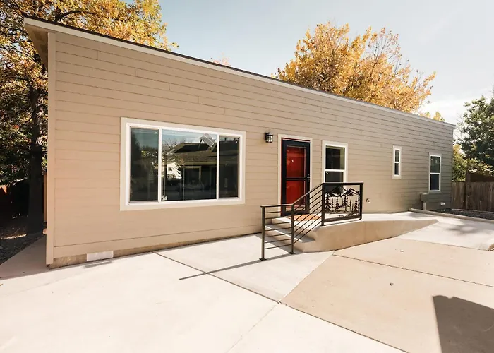 Ralston Creek Cottage - Serene Park Views