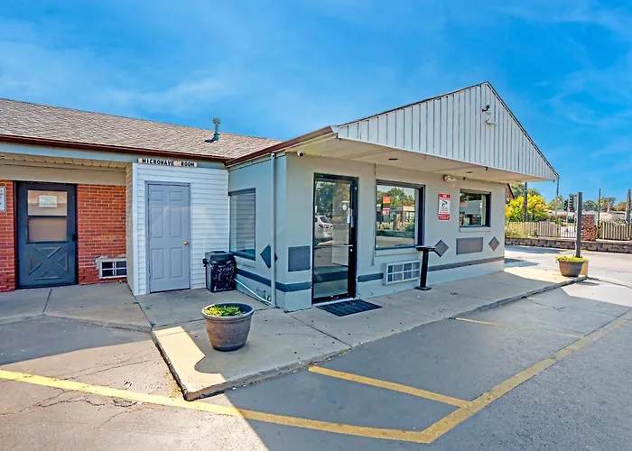 All Motels O Miami Inn & Suites Chicago Midway Airport
