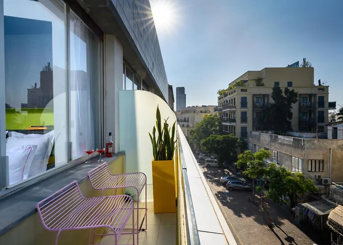 Poli House By Afi s