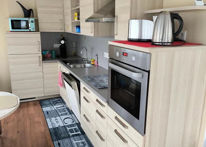 Central Leverkusen Apartment: Two-Bedroom Comfort with Dual Balconies