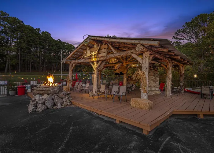 Stonegate Lodge 2 Queen Beds Wifi Roku Tv Salt Water Pool Room #106