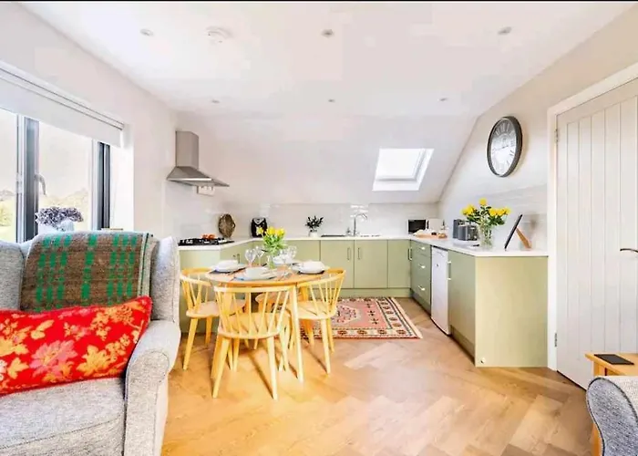 Fernhill Loft 2 Bedroom Apartment