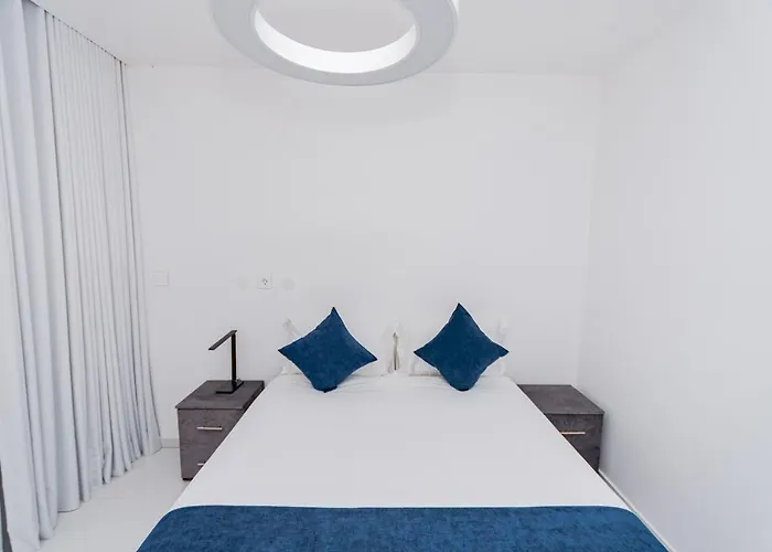 Golf View Apartments- Ap1