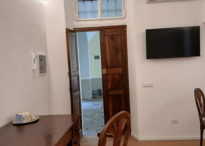 La Casa Di Ambrogio - Novara