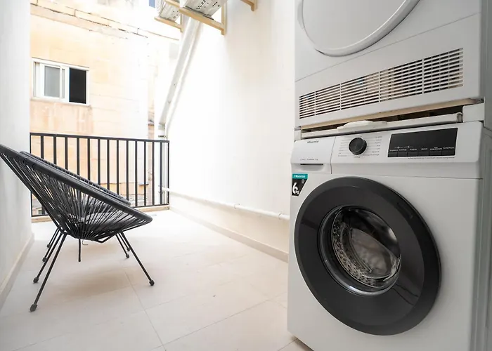 Modern 2 Bedroom Apartment Spinola Bay Near Paceville