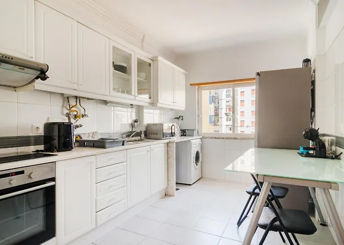 Apartamento para 6 hóspedes em Queluz próximo Lisboa,Sintra e Cascais