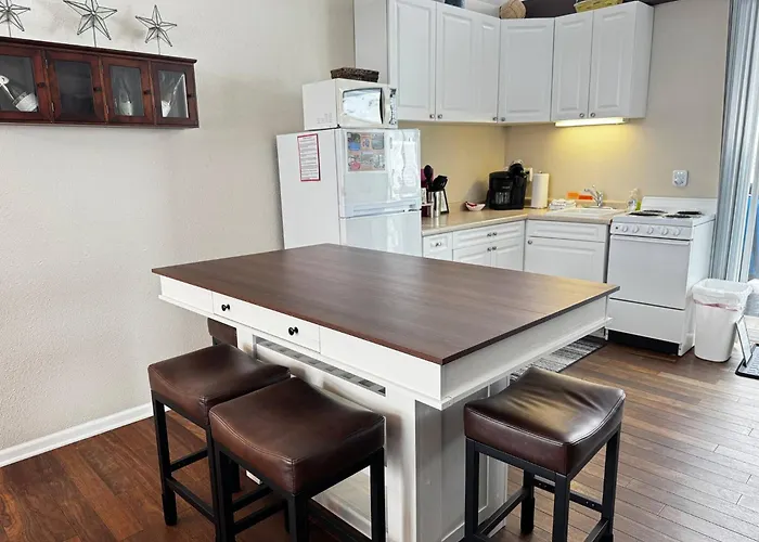 Couples Waterfront Getaway Near Beach And Trails