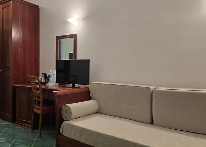 Hotel Pisacane