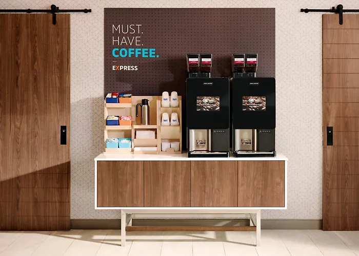 Holiday Inn Express - - First & Main By Ihg