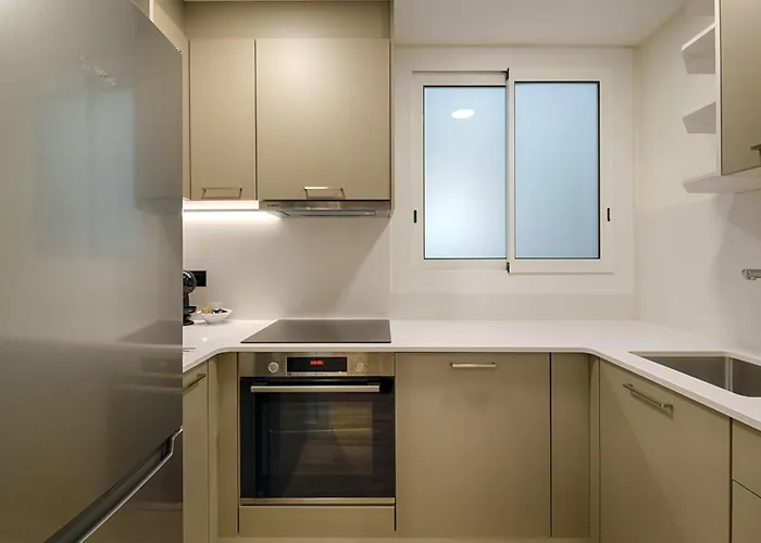 Eixample Building Apartments By Mercedes Heritage