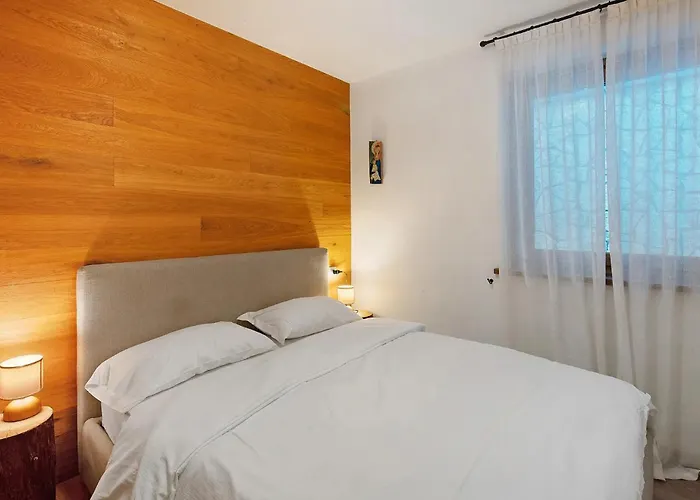 Sunny Arabba Apartment