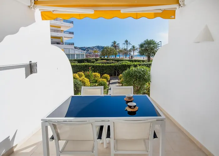 Apartamento A Pie De Playa, Climatizado Y Parking