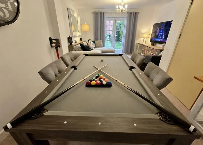 4Br Cheshire East/Townhouse/Central - Close To Bentley