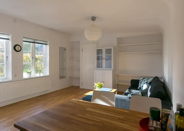 Small Independent Apartment In Lund