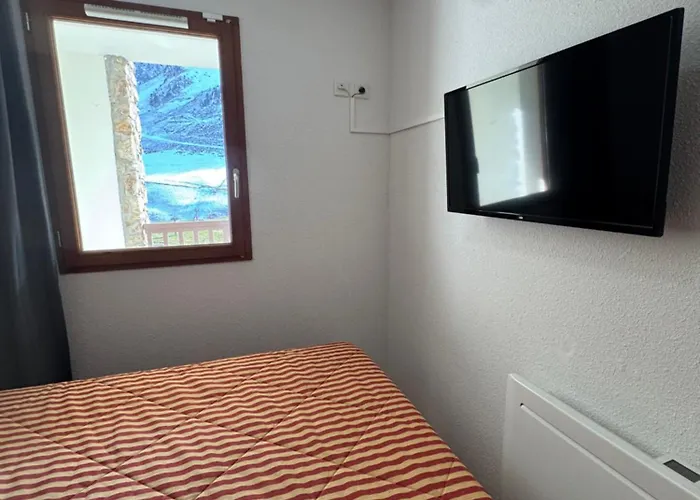 Appartement T2 4 Personnes, Pied Des Pistes, Parking Prive, Piscine