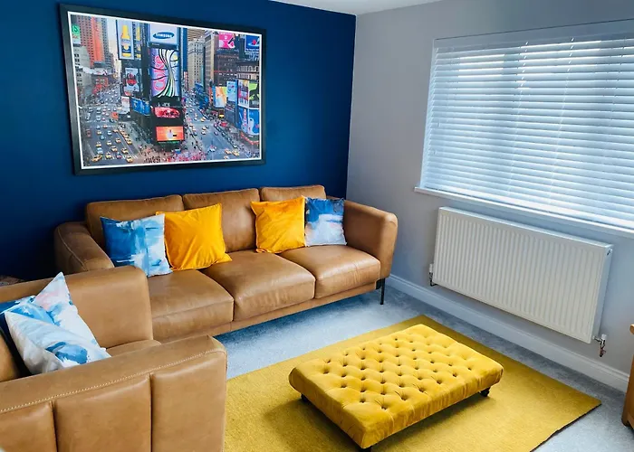 Modern 2 Bedroom Accommodation On 1 Ground Floor Level