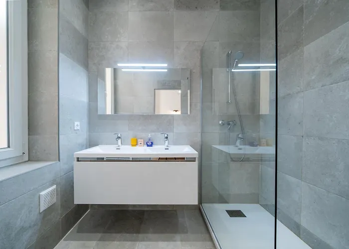 Proche Monaco - Joli Appartement Renove - Ew