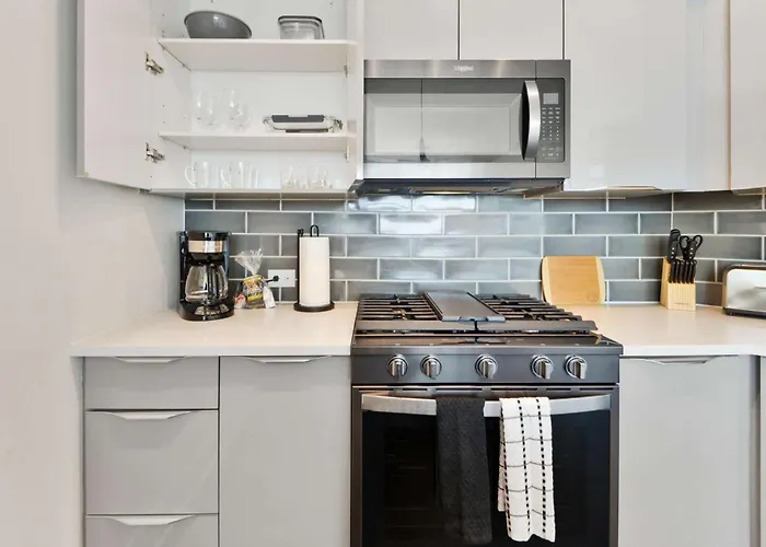 Amazing Midtown 2 Bdrm