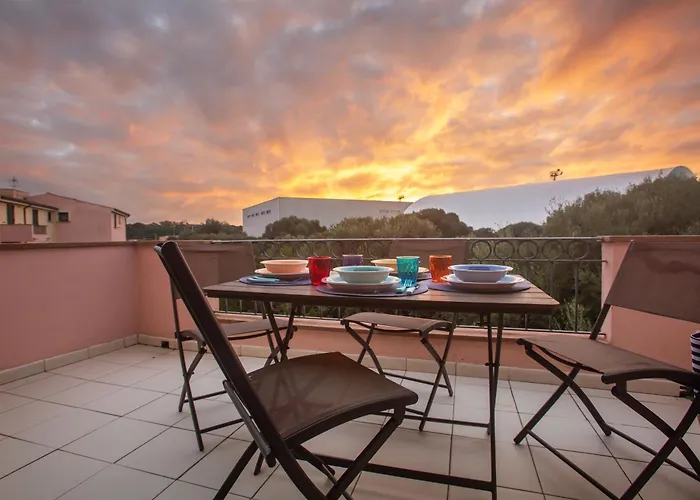 Ampio Attico Monolocale Con Terrazza
