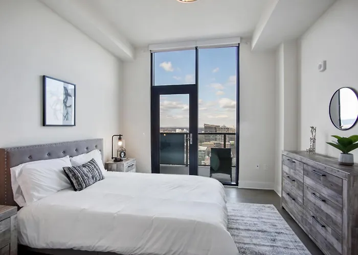 Midtown Penthouse 2 Bdrm