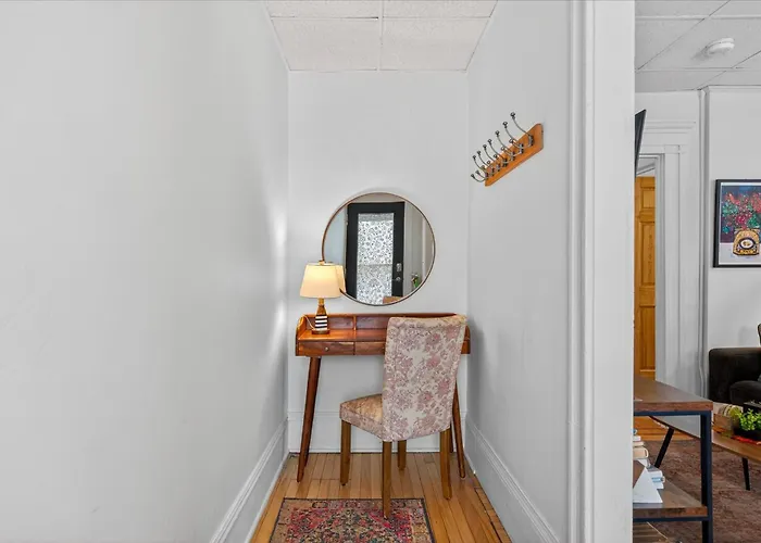 Charming 1Br Steps From Church Street - Downtown