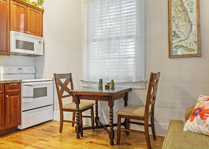 Orchid Bay Condo - Pool - Old Town - Walk To Duval