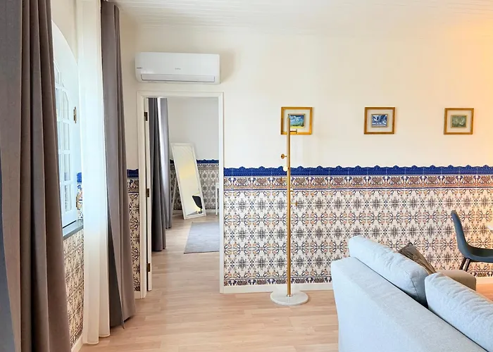 Vila Pombal Tomar Apartments - Pool & City Views
