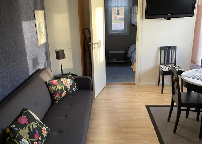 Sjoenaera Boende I Brommoesund Torsoe Mariestad
