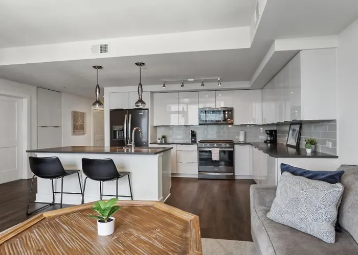 Amazing Apt In Midtown