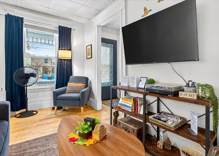Charming 1Br Steps From Church Street - Downtown