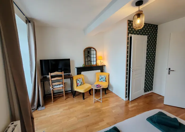 Petit Appartement Centre Historique Laval