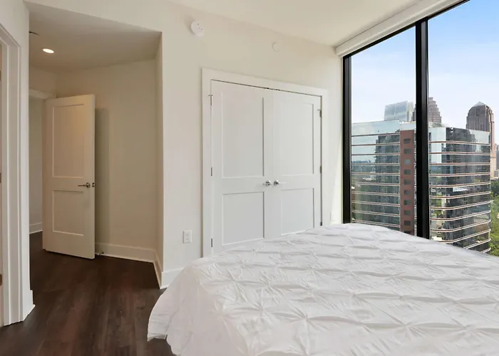Amazing Midtown 2 Bdrm