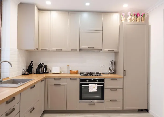 Ursachi Apartaments & Rooms