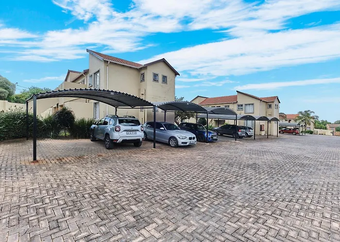 2Bed Apt In Lovely Complex Peaceful