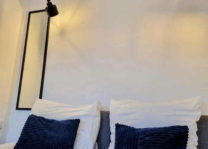 Bialy Kruk Apartamenty Vis-A-Vis Jasnej Gory
