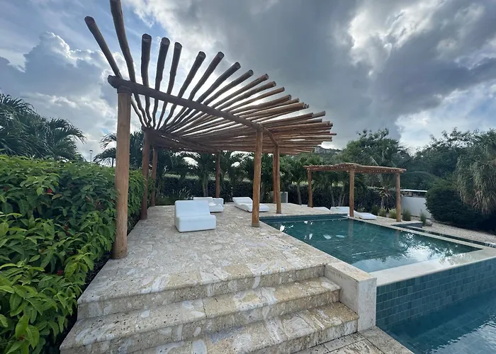 Blauw Geluk I - At Blue Bay Curacao