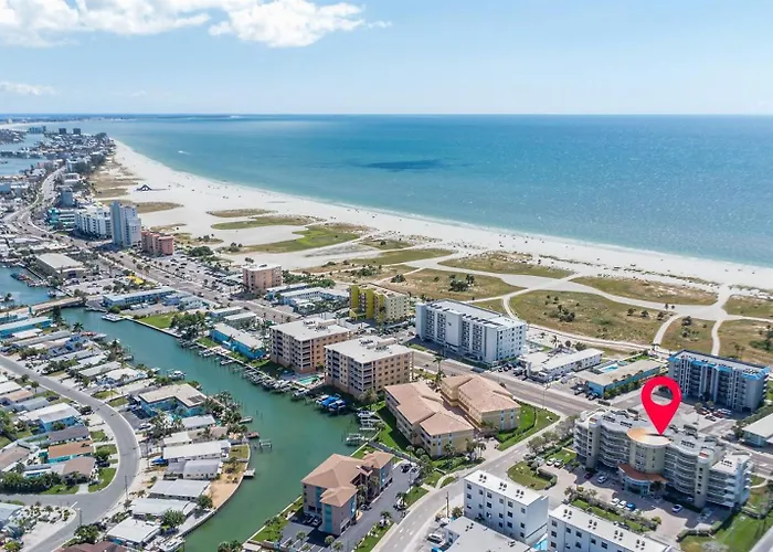 August Beach Getaway Specials Book & Save!