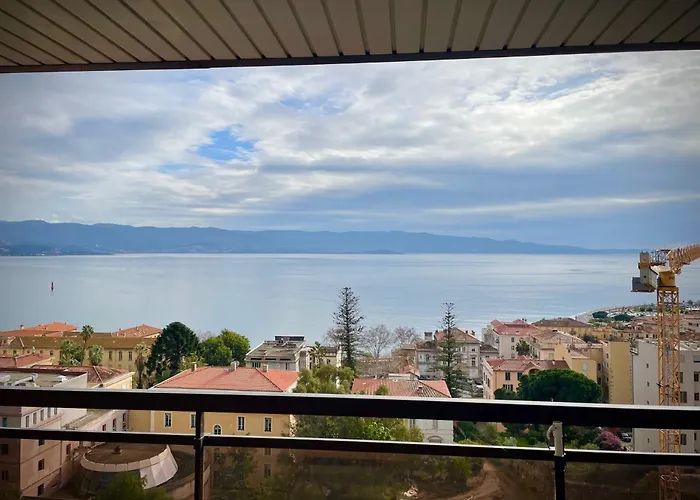 Grand T2 Standing Ajaccio Proche Centre Et Plages Vue Panoramique Parking Prive