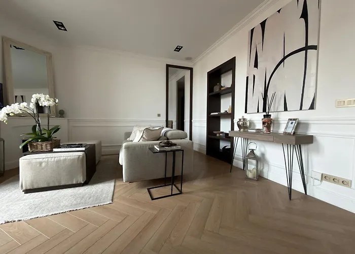 Croisette Luxury Retreat