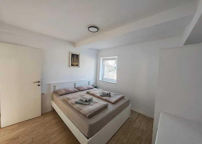 Apartments Pronavtik