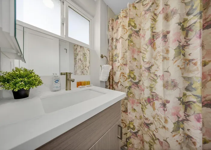 Oneluxstay 3Br Home Near The Beach