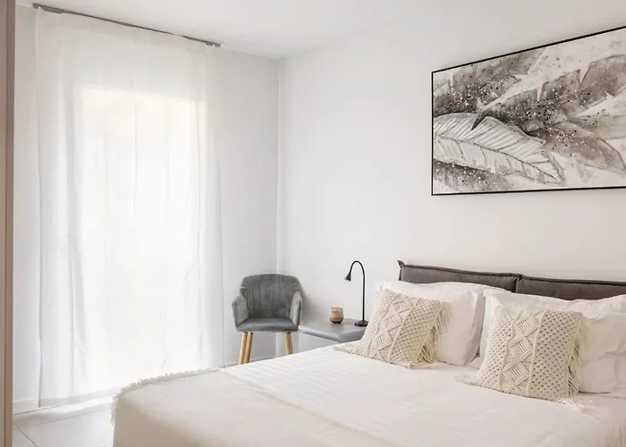 Magic Deluxe Suites - Free Parking