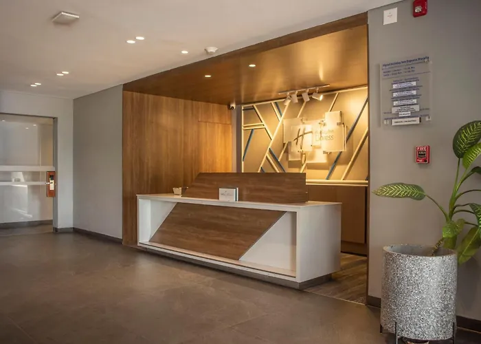 Hotel con piscina: Holiday Inn Express Morelia By Ihg