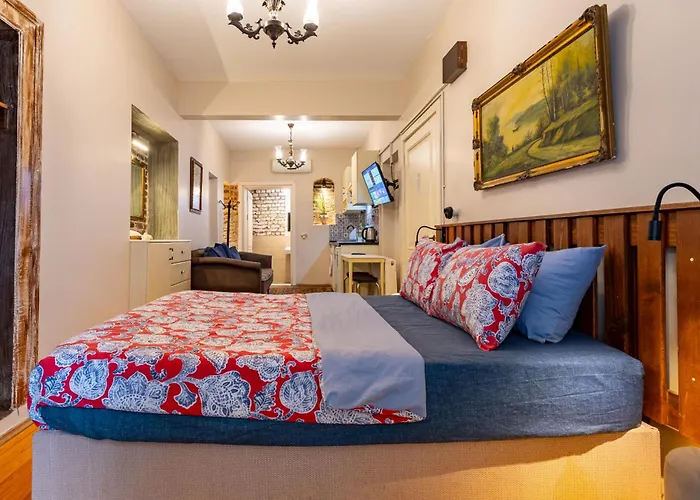 Ali Pasha Apartment