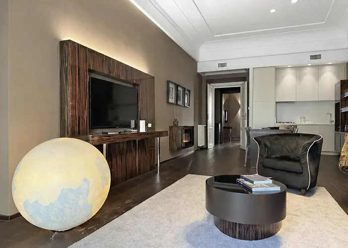 The Babuino - Luxury Serviced Apartment