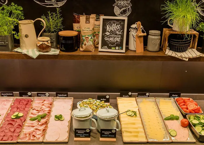  Motel One Paris-Porte Doree